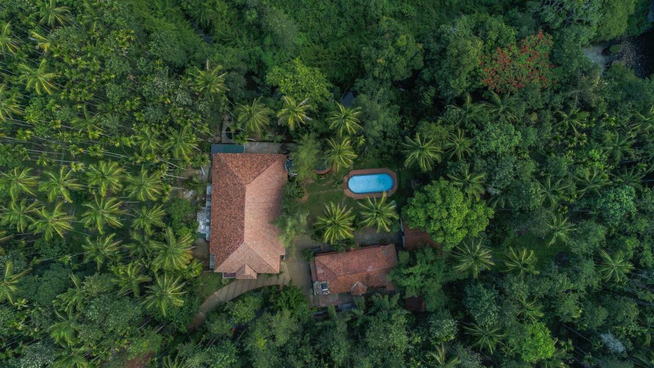 Orchid Trails Resort สุลต่านบาเทรี ภายนอก รูปภาพ